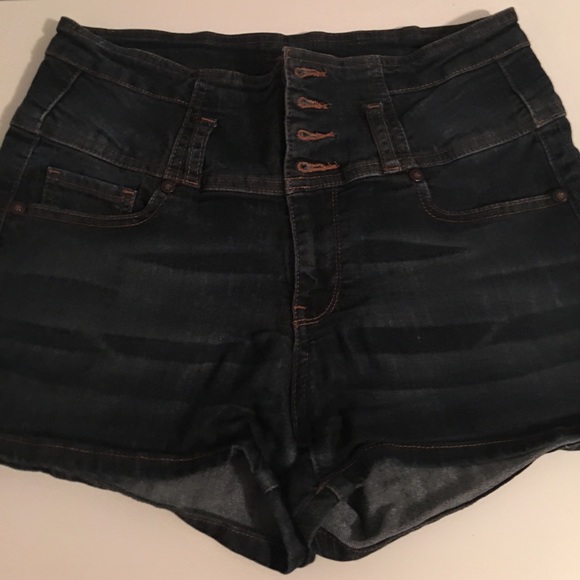 High waisted Jean shorts - Picture 1 of 2